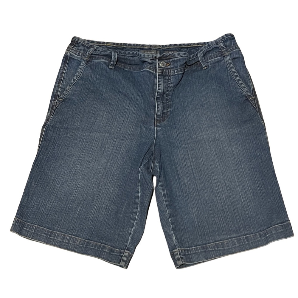 Vintage Liz Claiborne Knee-length Denim Shorts